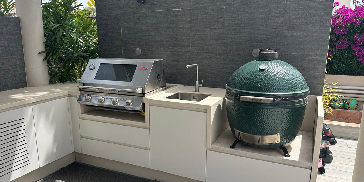 RSZ Stew Cook Big Green Egg_0000_Background copy 3